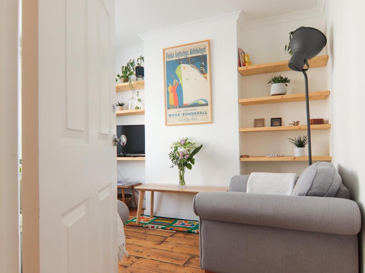 Pass The Keys 2bed W Garden Bar 10min Walk To Central Southsea *